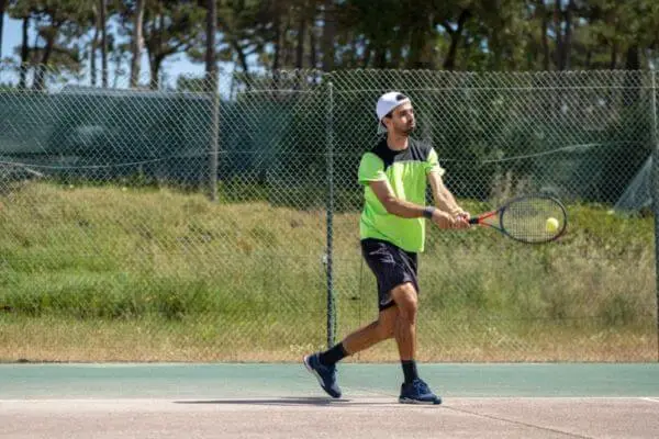 Backhand: Guia Completo